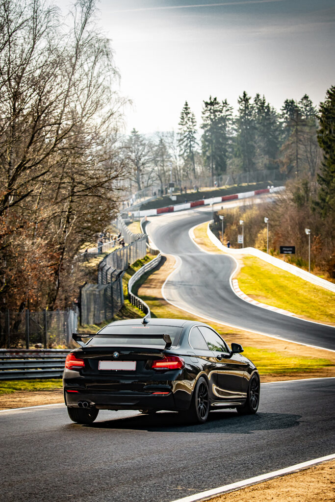Rent a BMW 230i F22 on nürburgring